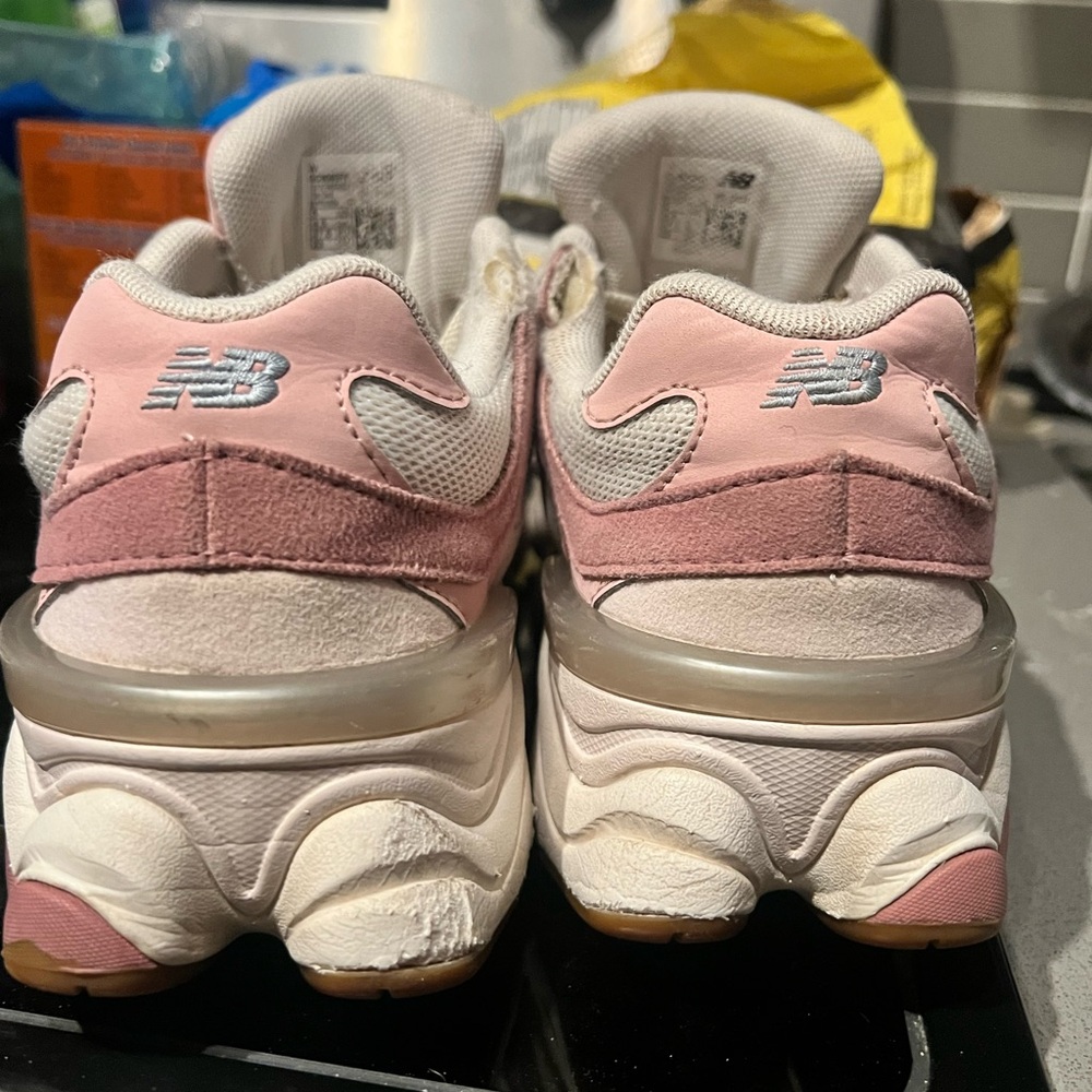 9060 New Balance Pink and White Mesh & Suede Sneakers ASIS - Picture 9 of 16